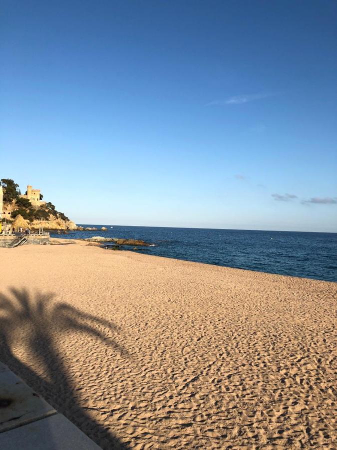 Apartament Lloret De Mar With Terrace Exterior photo